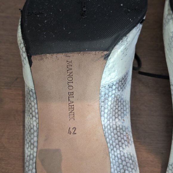 Manolo Blahnik Carolynne 90 Slingback Pumps - Picture 7 of 8